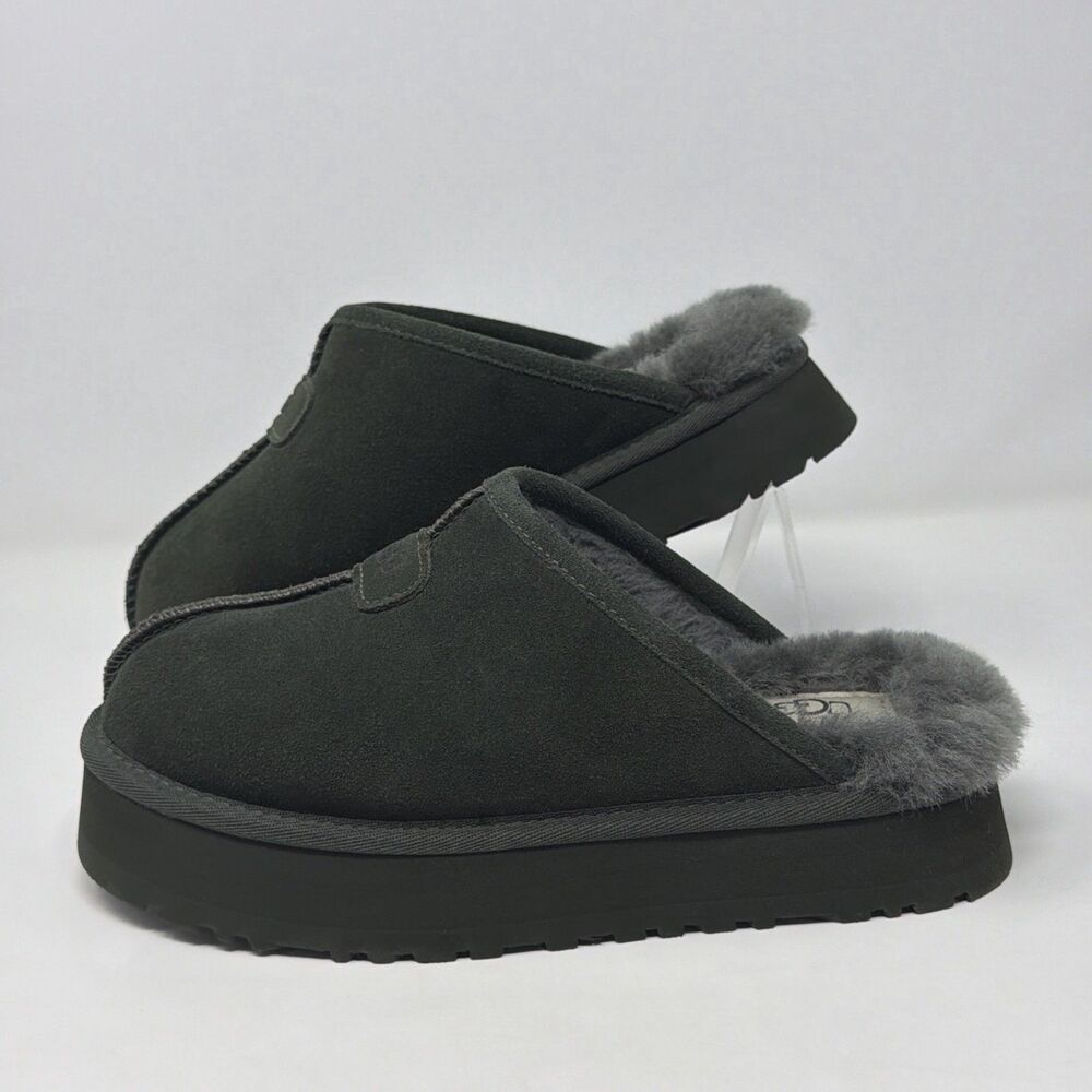 UGG Discoquette Slippers Green Suede Sheepskin Mule Womens 6 1153275 STORE MODEL